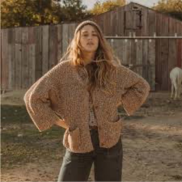 esby apparel Ashley Cardigan in Caramel Size Large - Picture 8 of 13